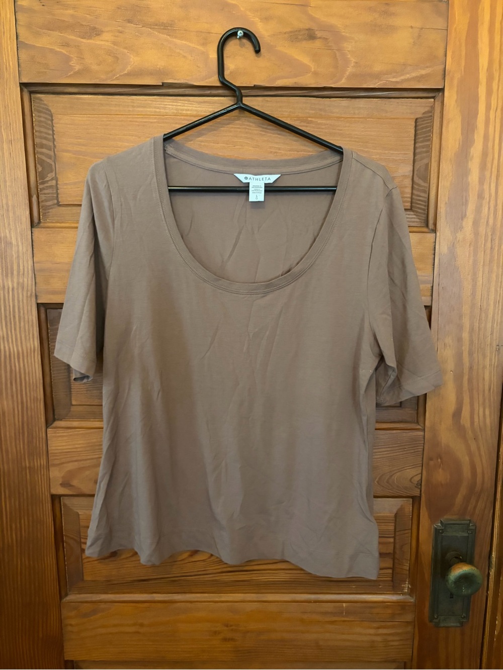 Athleta Women’s Scoop Neck Short Sleeve Tee Brown crop top activewear NWOT